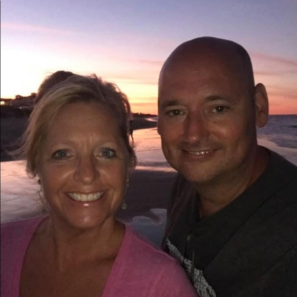 Meet your Posher, Laura - Picture 3 of 8